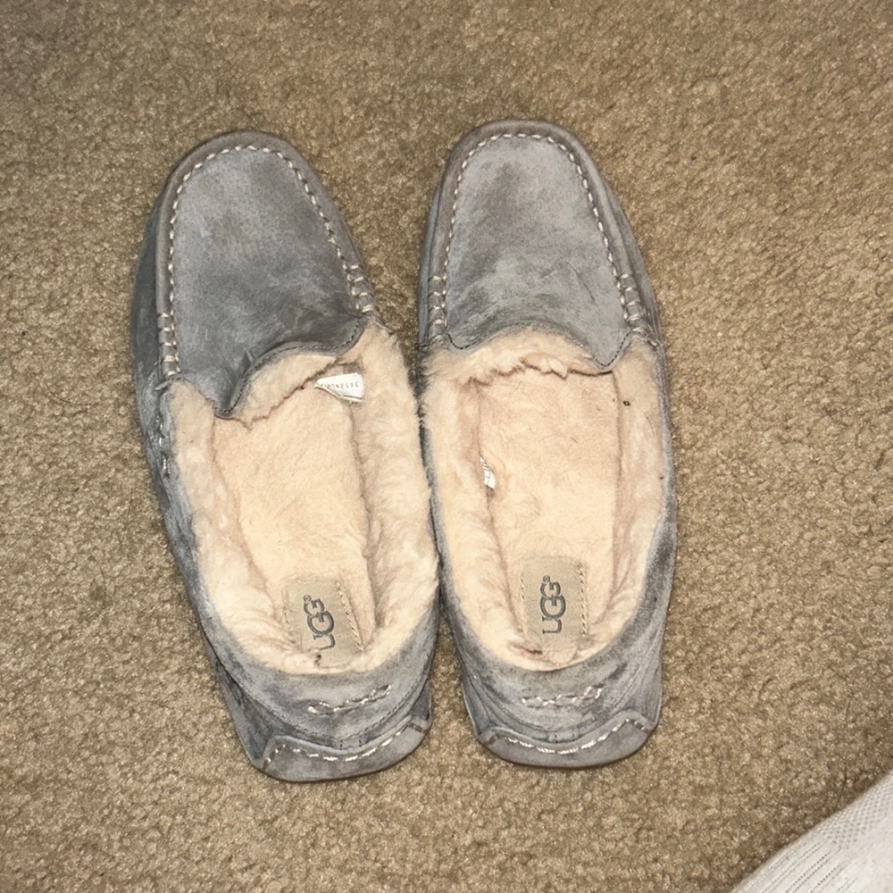 Ugg slippers